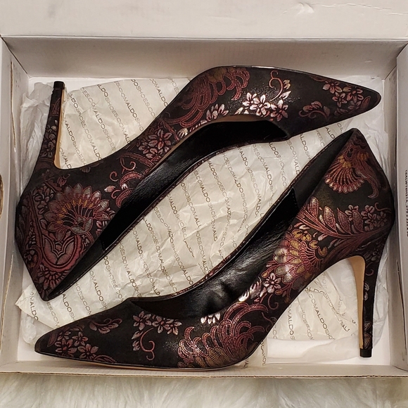 Aldo Uloaviel Black Floral Pumps - size 10 - Picture 2 of 11